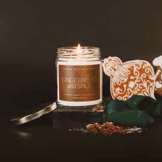 Gingerbread and Spice 9 oz Soy Candle (Gold Foil)