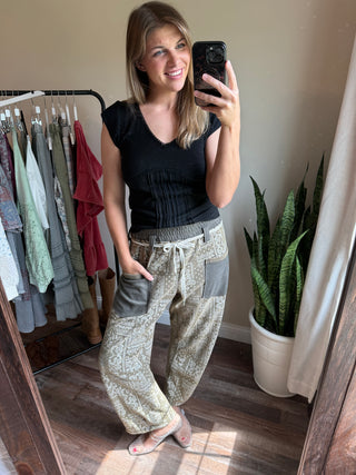 Della Bandana Printed Joggers, Ash