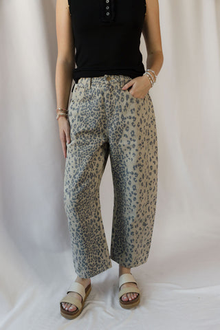 Cheetah Barrel Leg Jeans, Olive
