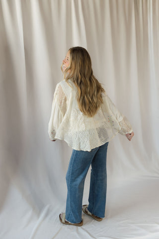 Gretchen Lace Patch Floral Tee, Natural - The Red Thread Boutique