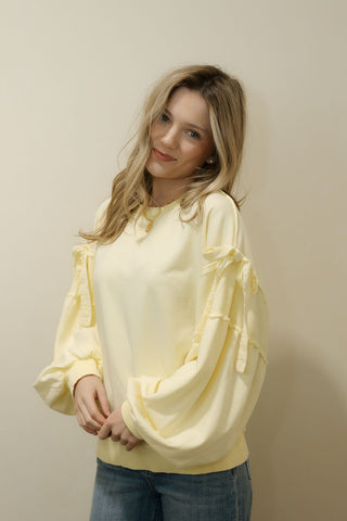 Daisy Lace Bow Sweatshirt, Butter - The Red Thread Boutique