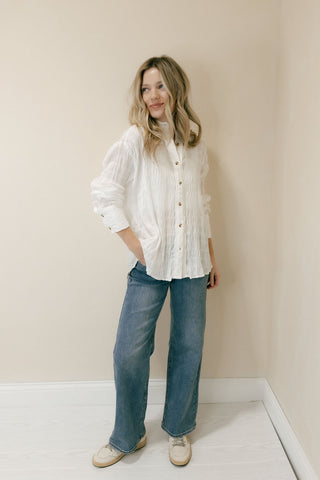 Calla Crinkle Button Up, White