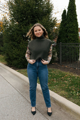 Turtleneck Sleeveless Sweater, Green