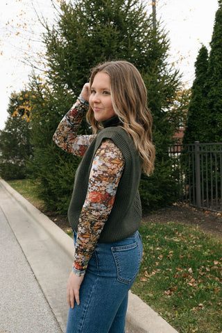 Turtleneck Sleeveless Sweater, Green