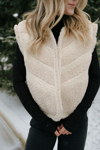 Lace Trim Sherling Vest