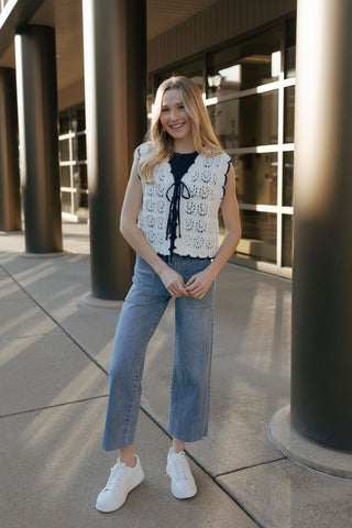 Crochet Vest, Off White/Navy