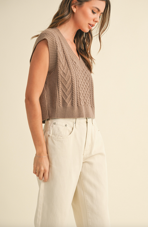 Cableknit Sweater Vest, Mocha