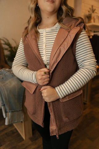 Alpine Fleece Zip Up Hooded Vest - The Red Thread Boutique
