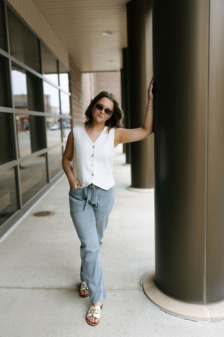 Anastasia Vest, White *final sale - The Red Thread Boutique