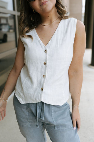 Anastasia Vest, White *final sale - The Red Thread Boutique