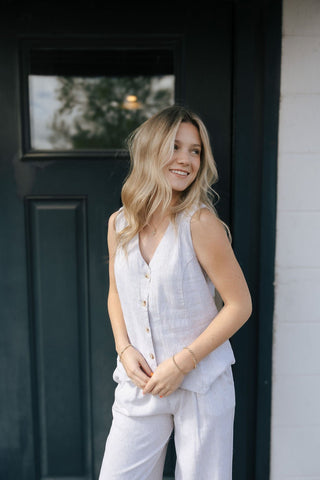 Anastasia Vest, White Oak *final sale* - The Red Thread Boutique