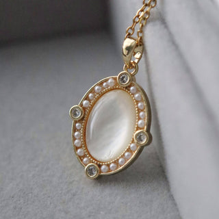 Aurora Necklace | White Shell Pendant Necklace - The Red Thread Boutique