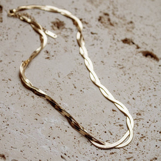Beatrice necklace - The Red Thread Boutique