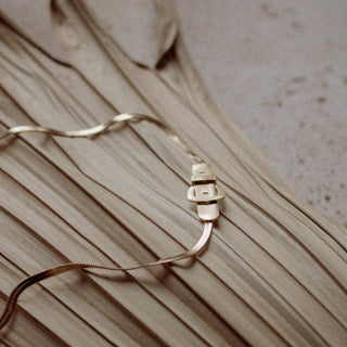 Buckle necklace - The Red Thread Boutique