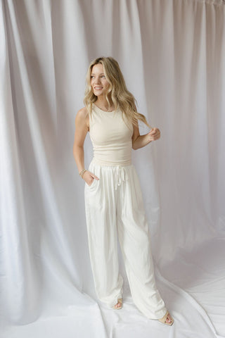 Della Padded Bra Crop Tank, Cream - The Red Thread Boutique