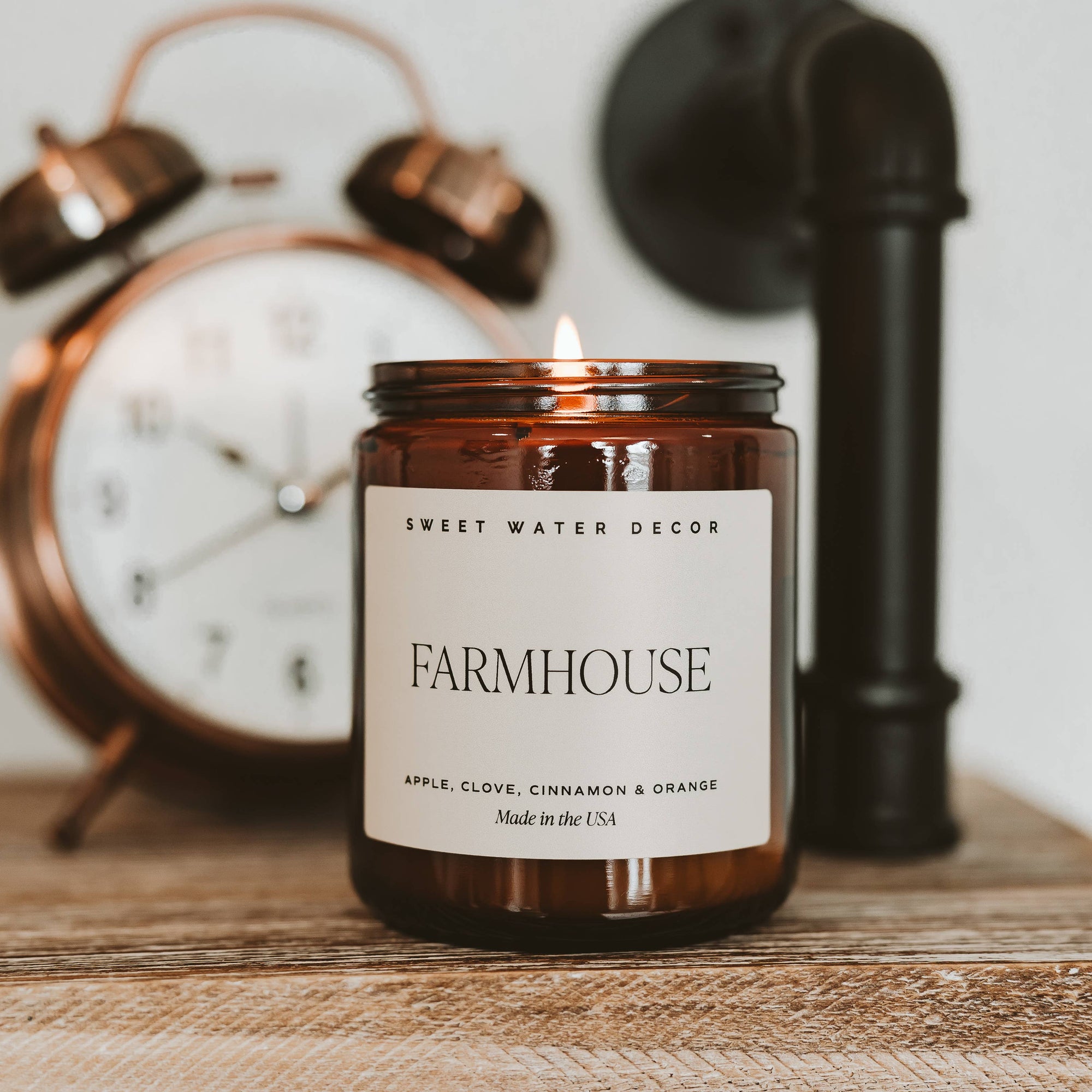 Farmhouse 9 oz Soy Candle