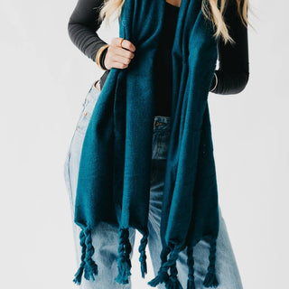 Twyla Twisted Tassel Scarf: Black