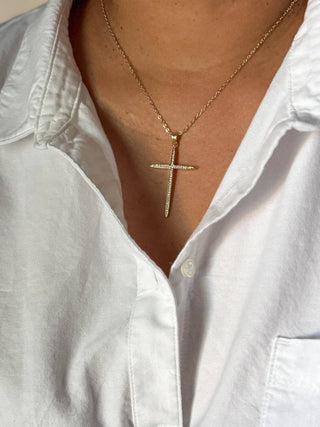 Elegant cross necklace - The Red Thread Boutique