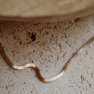 Henrietta necklace - The Red Thread Boutique