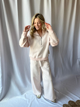 Hibiscus Taffy Pants - The Red Thread Boutique