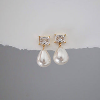 June Earrings | Elegant Pearl Earrings - The Red Thread Boutique