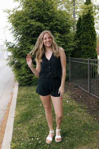 Marta Linen Vest, Black by Z Supply *final sale - The Red Thread Boutique