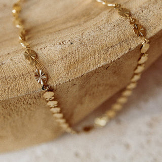 Melia necklace - The Red Thread Boutique