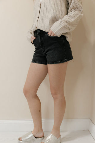 Newport Classic Hem Short, Black - The Red Thread Boutique