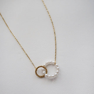 Pearl Interlocking Necklace - The Red Thread Boutique