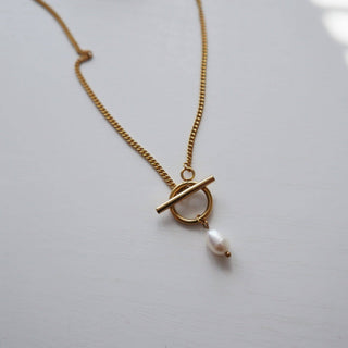 Pearl Toggle Necklace - The Red Thread Boutique