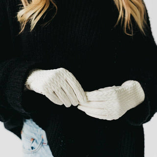 Quilted Smart Touch Gloves: Ivory - The Red Thread Boutique
