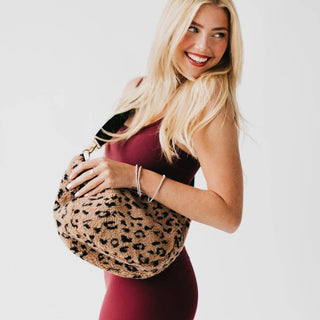 Shirley Sherpa Crossbody Bag: Leopard - The Red Thread Boutique