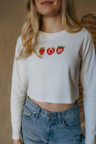 Strawberries Tee *final sale - The Red Thread Boutique